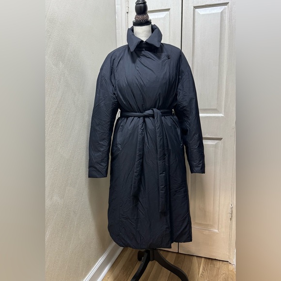 Uniqlo Women M Down Long Trench Coat Black Belted Pockets Lightweight - Picture 2 of 16